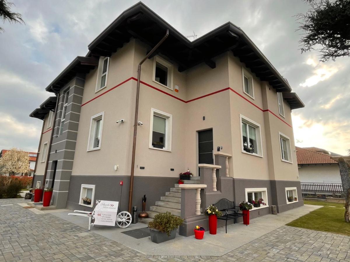 Casa Ananda Bed and Breakfast Ferno Exteriör bild